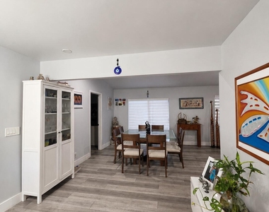 3873 Nw 2nd Court - Photo Thumbnail 16