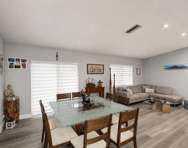 3873 Nw 2nd Court - Photo Thumbnail 12