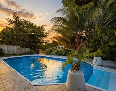 3873 Nw 2nd Court - Photo Thumbnail 4