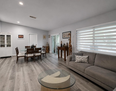 3873 Nw 2nd Court - Photo Thumbnail 15
