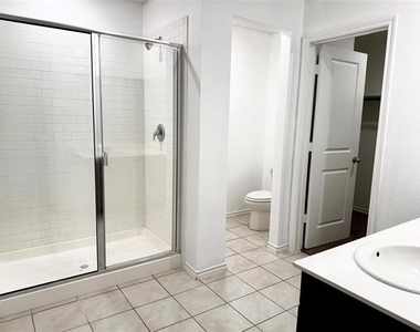 4325 Pyramid Drive - Photo Thumbnail 14