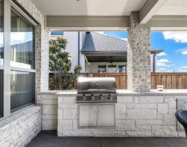 2560 Horsetail Road - Photo Thumbnail 29