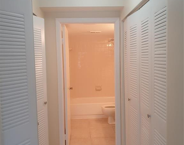 520 S Park Road - Photo Thumbnail 11