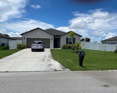 467 Sw Jeanne Avenue - Photo Thumbnail 11