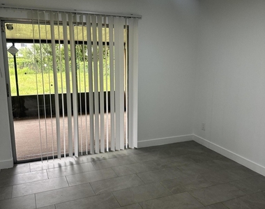 4786 Cambridge Street - Photo Thumbnail 5