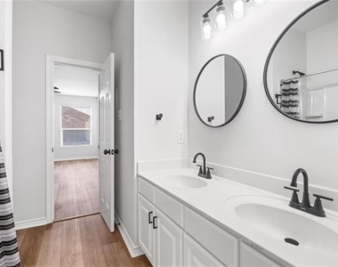 1738 Rock Ridge Drive - Photo Thumbnail 23