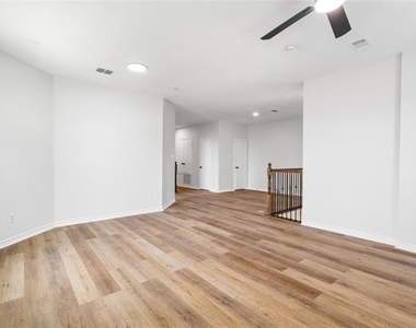 1738 Rock Ridge Drive - Photo Thumbnail 18