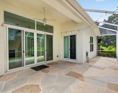 7087 Nw 78th Place - Photo Thumbnail 47