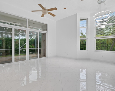 7087 Nw 78th Place - Photo Thumbnail 18