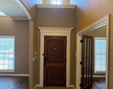 2207 Canterbury Drive - Photo Thumbnail 1