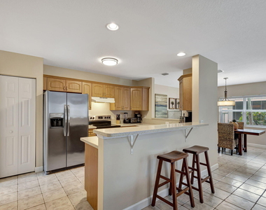 13792 Yarmouth Drive - Photo Thumbnail 17