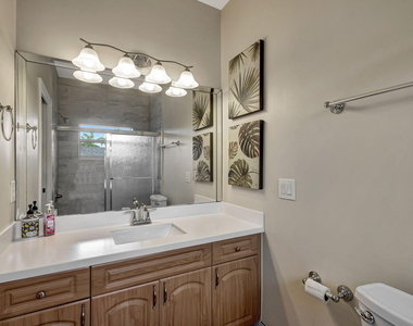 13792 Yarmouth Drive - Photo Thumbnail 7
