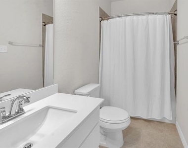 7243 Crowell Avenue - Photo Thumbnail 26