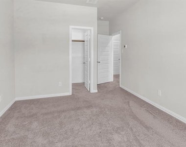 7243 Crowell Avenue - Photo Thumbnail 31