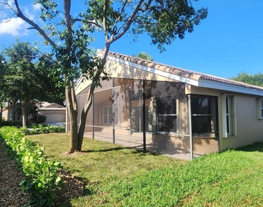 11287 Vivero Avenue - Photo Thumbnail 33