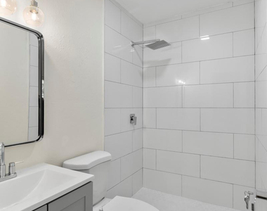 865 Se 12th Street - Photo Thumbnail 30