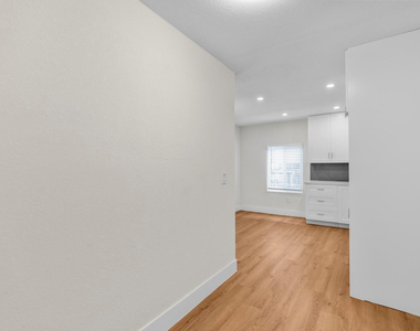 865 Se 12th Street - Photo Thumbnail 14