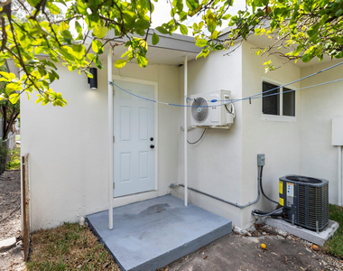 865 Se 12th Street - Photo Thumbnail 44