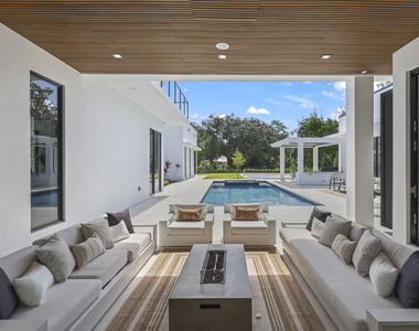 6676 Nw 66th Way - Photo Thumbnail 17