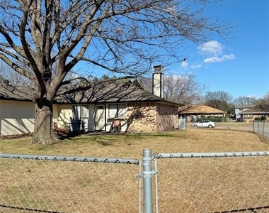 1122 Pyramid Drive - Photo Thumbnail 1