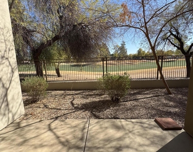 3131 E Legacy Drive - Photo Thumbnail 5
