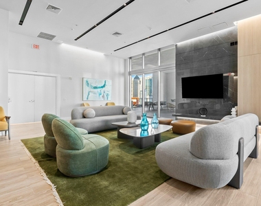 90 Sw 3rd Street - Photo Thumbnail 18