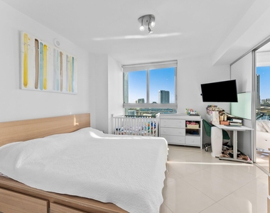 90 Sw 3rd Street - Photo Thumbnail 7