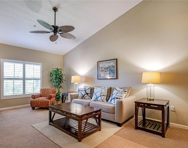 5095 Fairways Circle - Photo Thumbnail 9