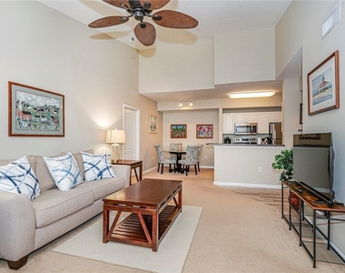 5095 Fairways Circle - Photo Thumbnail 13