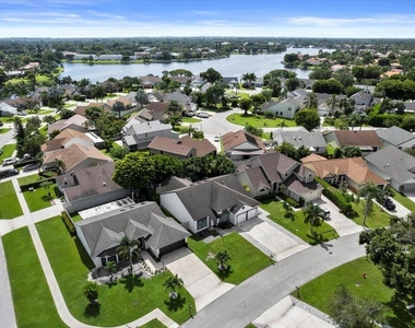 1560 Yachtman Place - Photo Thumbnail 39