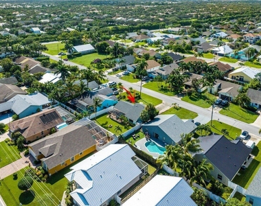 6085 Robinson Street - Photo Thumbnail 21