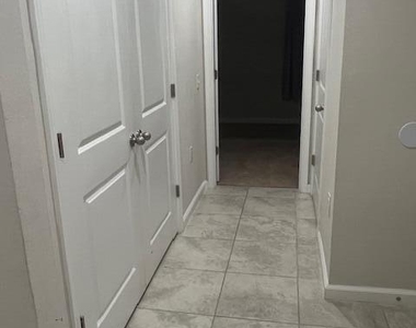345 Clementine Road - Photo Thumbnail 8