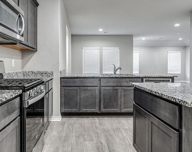 4405 Montage Boulevard - Photo Thumbnail 9