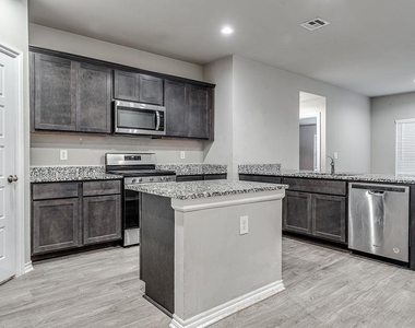 4405 Montage Boulevard - Photo Thumbnail 8