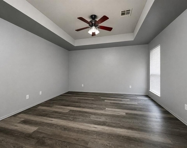 4813 Se 87th Terrace - Photo Thumbnail 12