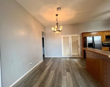 4813 Se 87th Terrace - Photo Thumbnail 1