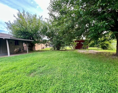 7400 S Drexel Avenue - Photo Thumbnail 15