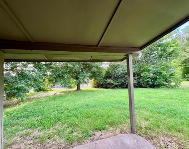 7400 S Drexel Avenue - Photo Thumbnail 16