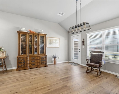1707 N 4th Avenue - Photo Thumbnail 7