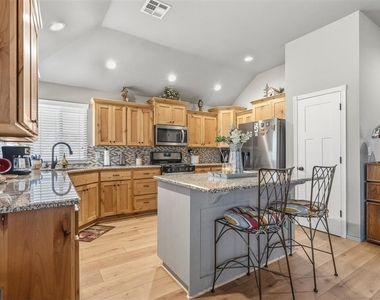 1707 N 4th Avenue - Photo Thumbnail 10