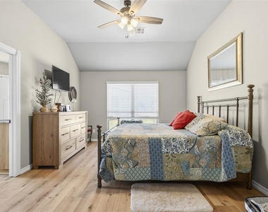 1707 N 4th Avenue - Photo Thumbnail 14