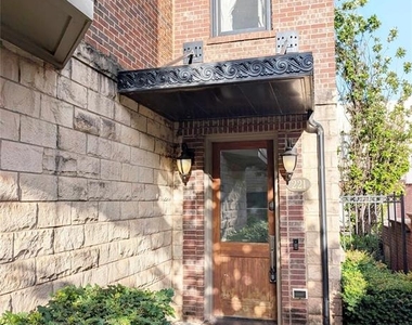 221 N Geary Avenue - Photo Thumbnail 1