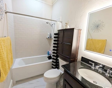 221 N Geary Avenue - Photo Thumbnail 17