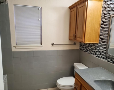 1716 Nw 174th Street - Photo Thumbnail 6