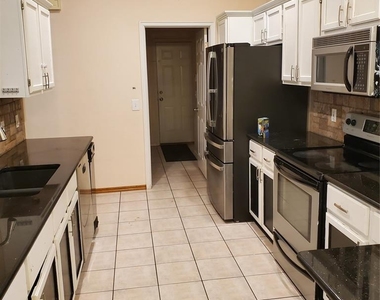 1716 Nw 174th Street - Photo Thumbnail 2