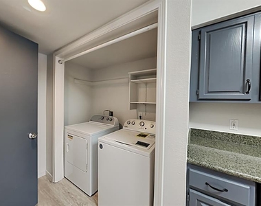 14419 N Pennsylvania Avenue - Photo Thumbnail 10