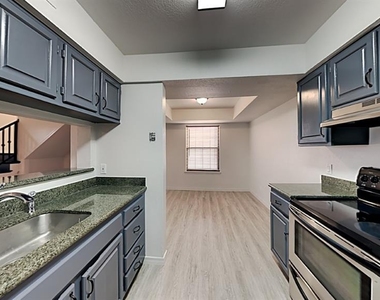 14419 N Pennsylvania Avenue - Photo Thumbnail 4