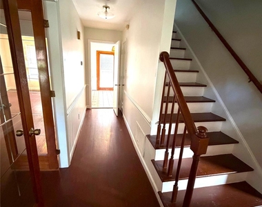 5016 Vescova Court - Photo Thumbnail 1