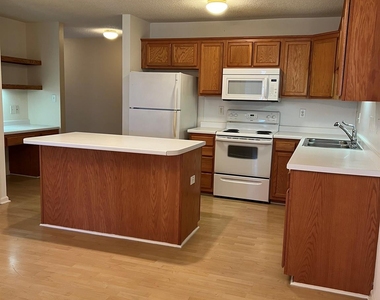 162 Springwood Lane - Photo Thumbnail 3