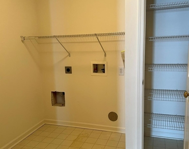 162 Springwood Lane - Photo Thumbnail 15